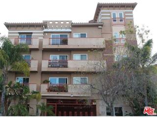 1138 Serrano Ave, Los Angeles, CA 90006-2412