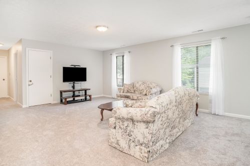 2817 Paddock Ln, Covington, KY 41017-3656