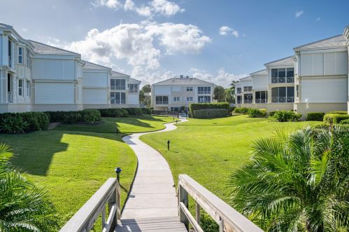 1150 Reef Rd, Vero Beach FL  32963-3027 exterior