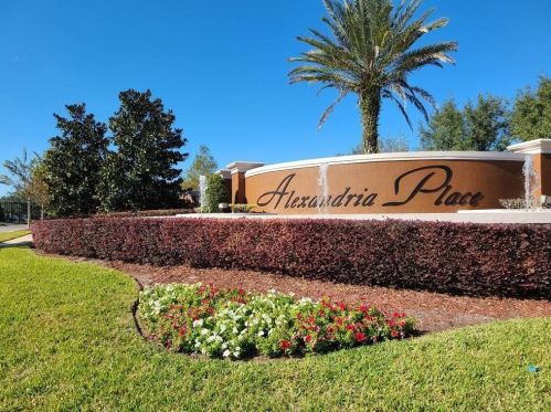 130 Alexandria Place Dr, Apopka, FL 32712-4870