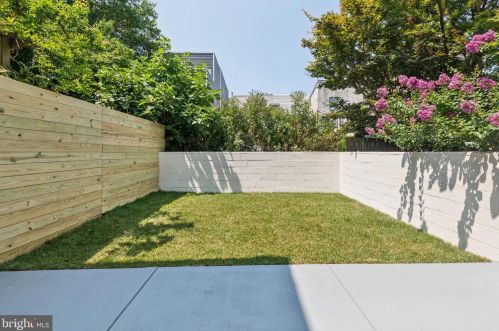 1216 Columbia Ave, Philadelphia PA 19125-2602 exterior