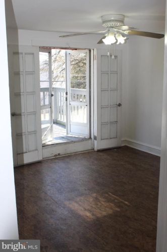 4747 End Ave, Camden NJ  08109-1877 exterior