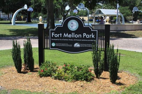 203 Scott Ave, Sanford FL  32771-1536 exterior