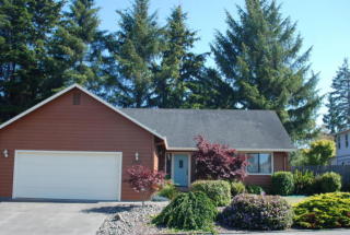 2010 Gwin Rd, Mckinleyville, CA 95519-3948