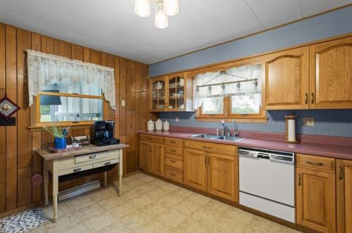 2401 Scrubgrass Rd, Grove City PA  16127-6629 exterior