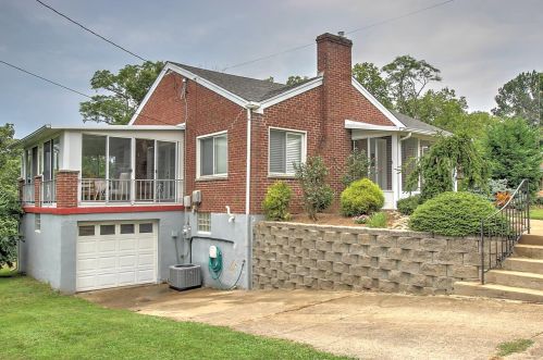 3527 Fork Rd, Cincinnati, OH 45211-1955