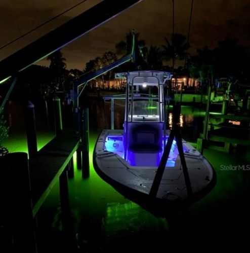 4592 40 St, Saint Petersburg FL  33714-2220 exterior