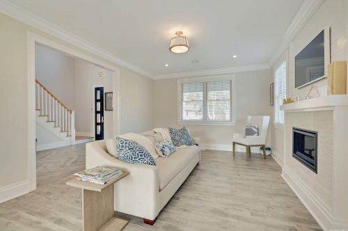 165 Marine Pl, Greenport NY  11944-2519 exterior