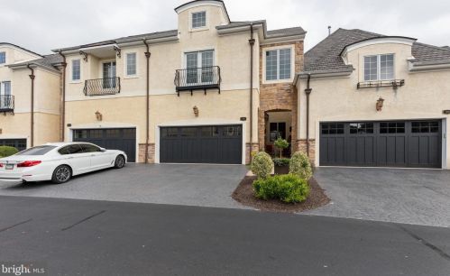 29 Breyer Ct, Melrose Park, PA 19027-1350