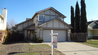 8601 Carlin Ave, Sacramento CA  95823-6931 exterior
