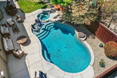 1729 Mable Ave, Modesto CA  95355-1241 exterior