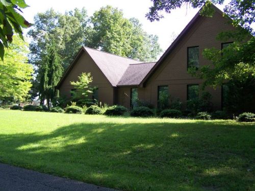 76 Mickey Mantle Dr, Jeriel, KY 41143-7221