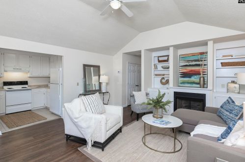 111 Hutto Hl, Gilbert SC  29054-8920 exterior
