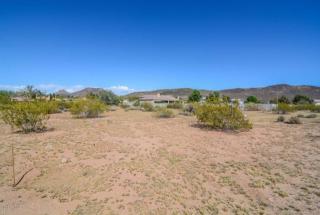6583 Parkside Ln, Glendale, AZ 85310-5729