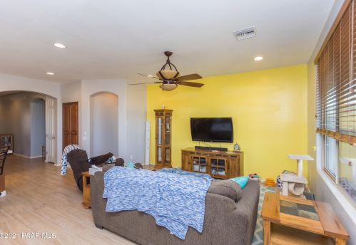 368 Armitage Way, Chino Valley, AZ 86323-7155