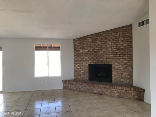 4524 Jupiter St, Tucson, AZ 85741-1850