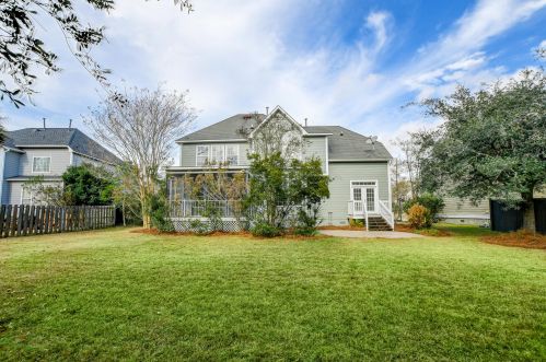 2116 Short Grass Ct, Mount Pleasant SC  29466-8161 exterior