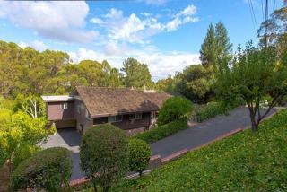 1220 Millbrae Ave, Millbrae, CA 94030-2908