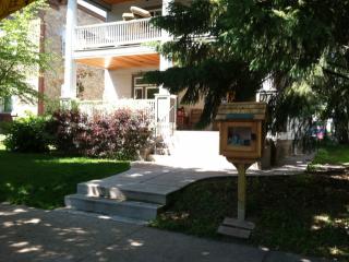 2540 Aldrich Ave, Minneapolis MN  55405-2924 exterior