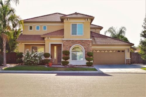 5207 Equine Ct, Riverbank, CA 95367-9552