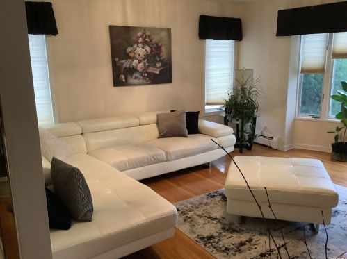 236 9th St, North Lindenhurst, NY 11757-4524