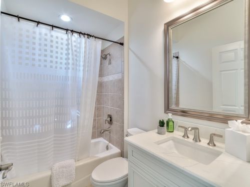 7661 Mulberry Ln, Naples FL  34114-9440 exterior