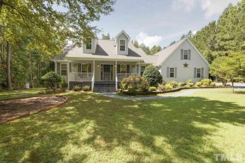 124 Clifton Ln, Sanford NC  27330-6079 exterior