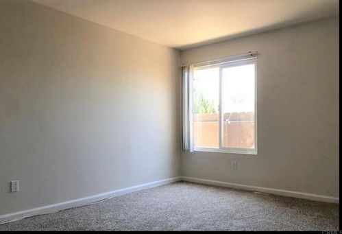 4512 Parks Ave, La Mesa CA  91942-8851 exterior