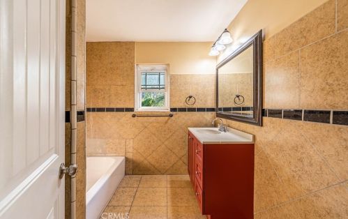 249 Heather St, Rialto CA  92376-2813 exterior