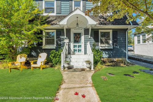 25 Woodbine Ave, Little Silver, NJ 07739-1312