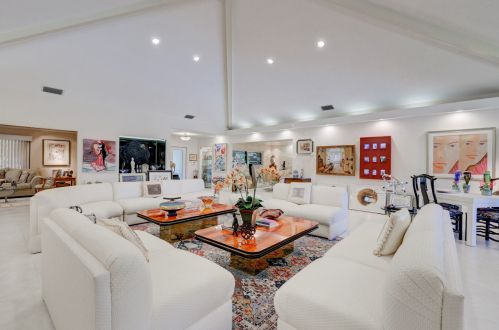 5215 Estates Dr, Delray Beach FL  33445-4385 exterior