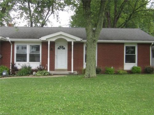 641 Franklin Dr, Doylestown, OH 44230-1536