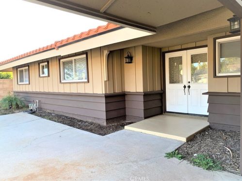 6090 Newcomb St, San Bernardino, CA 92404-3538