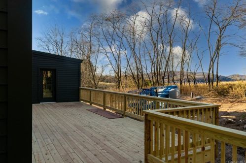 133 Buddenhagen Rd, Callicoon, NY 12723-5733