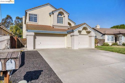 5407 Piper Ln, Oakley, CA 94561-3122