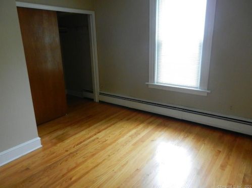 418 Burritt St, New Britain CT  06052-1207 exterior