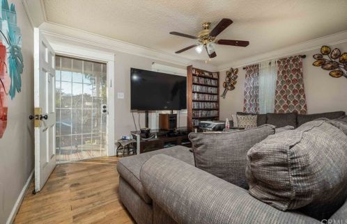 11808 Fidel Ave, Whittier, CA 90605-3805