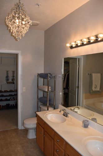 926 Waterpointe Ln, Covington KY  41018-3873 exterior