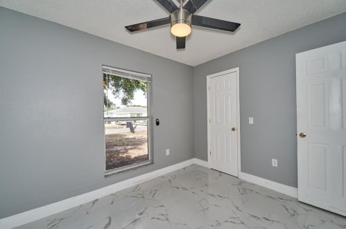 109 Weeping Willow Rd, Eagle Lake FL  33839-5124 exterior