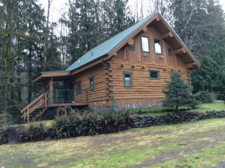 13764 Klahanie Pl, Bremerton, WA 98312-9660