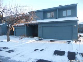 8152 Verbeck Dr, Manlius, NY 13104-9318