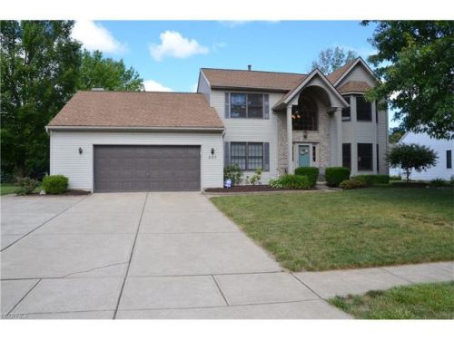 203 Alexander Ave, Vermilion, OH 44001-2073