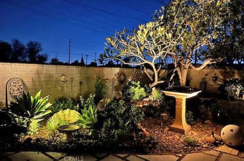 1032 Chestnut Ave, Orange CA 92867-3832 exterior