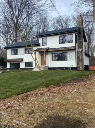 60 Dartford Rd, Greystone Park, NJ 07950-3014