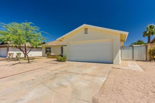 4726 Mercer Ln, Glendale, AZ 85304-4332