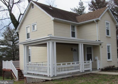 10 Myrtle Ave, Ridley Park, PA 19078-1535
