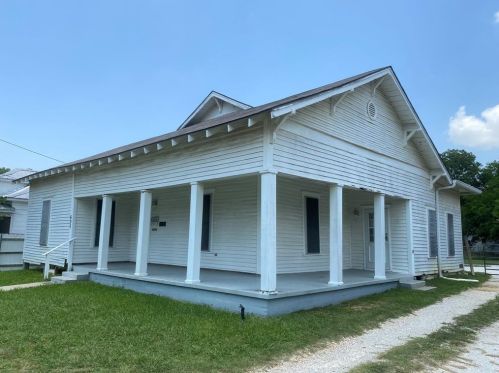 605 Elm St, Vaughan, TX 76645-2523