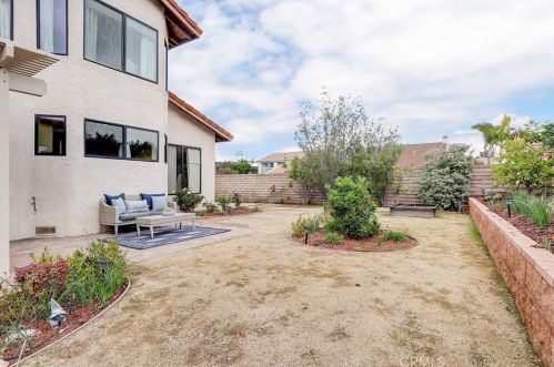 4108 Konya Dr, Torrance CA 90503-1826 exterior