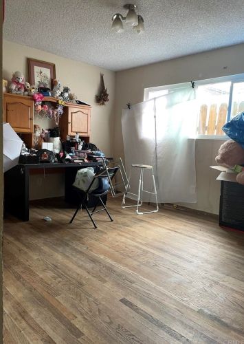 3855 Ocean View Blvd, San Diego, CA 92113-1736