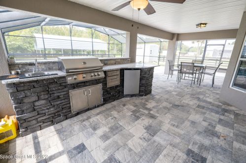 4969 Hamlin Cir, Mims FL  32754-5777 exterior